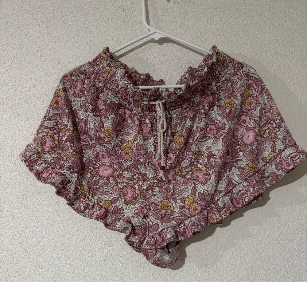 No Boundaries Mauve Pink Boho Floral Ruffle Shorts Size L Beach Vibes Sleepwear